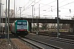 Begin van de Montzenroute in Station Aachen West