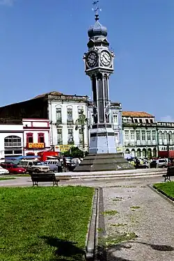 Klok op het plein Praça do Relógio in het centrum