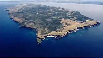Luchtfoto van Bell Island, in het oosten van de baai