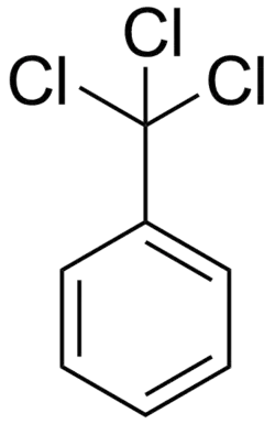 Structuurformule van trichloormethylbenzeen.