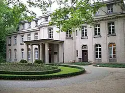Villa Marlier: voorzijde