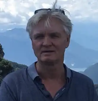 Prof. dr. B. Poolman