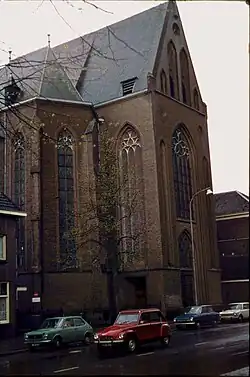 De afgebroken Onze-Lieve-Vrouw ten Hemelopnemingkerk in 1972