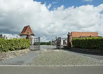 Toegang tot de begraafplaats