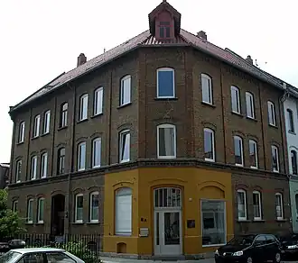 Madamenweg 6a, hier woonde Gustav Knuth tot zijn 17e levensjaar