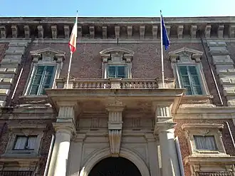 Vooraanzicht in 2012