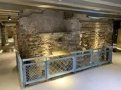 Blootgelegde fundamenten