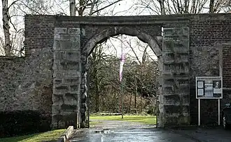 Poort van de begraafplaats