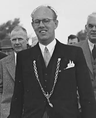 Burgemeester H.A. Beusekamp (1955)