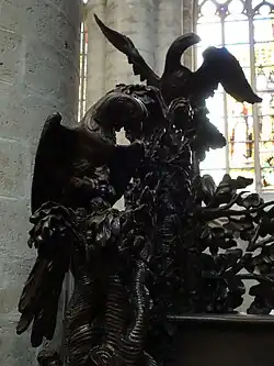 Dierenfiguren op de preekstoel van de Kathedraal van Sint-Michiel en Sint-Goedele