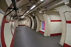 De tussenverdieping.