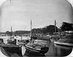 Schepen in de haven van Probolinggo