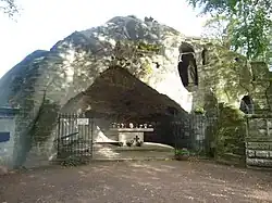 Lourdesgrot op het terrein van het Missiehuis