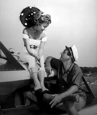 Janet Blair en Sid Caesar (1956)