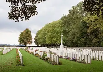 Graven en Cross of Sacrifice