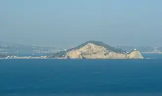 Capo Miseno vanuit het westen gezien