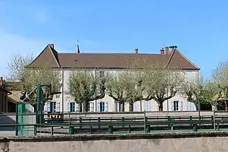 Château des Évêques, thans gemeentehuis