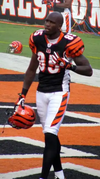 Chad Ochocinco tijdens de warming up voor een wedstrijd tegen de Baltimore Ravens in 2007.