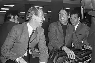 Hunter (midden), Bobby Charlton (links), en Paul Reaney (rechts) in 1969.