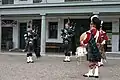 Optreden van een aantal 78th Highlanders Pipe and Drum