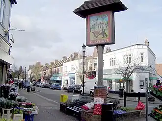 Plaatsbord Claygate.