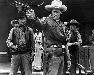 Clint Walker als Cheyenne Bodie