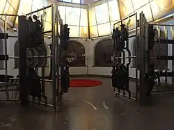 Overzicht kapel met koorhek