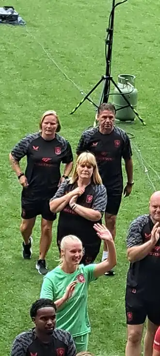 Dekker (linksachter) in 2025