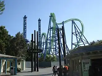 De Giant Inverted Boomerang in Six Flags Magic Mountain met de naam Déjà Vu