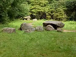 D24 en op de achtergrond D23