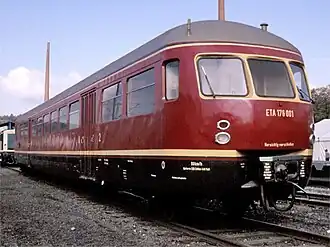 DB treinstel ETA 176 001 op 12 oktober 1985 in Eisenbahnmuseum Bochum-DahlhausenOpgenomen tijdens de tentoonstelling 150 jaar spoorwegen in Duitsland van 3 t/m 13 oktober 1985