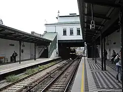 De metro onder het stationsgebouw uit 1896.