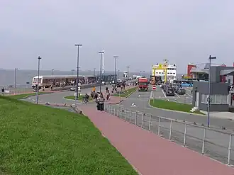 Haven met treinstation