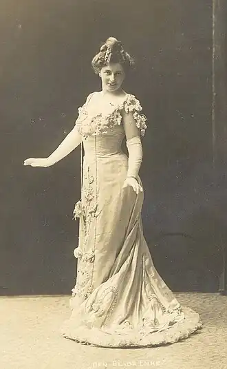 Dagny Skarseth in Die lustige Witwe