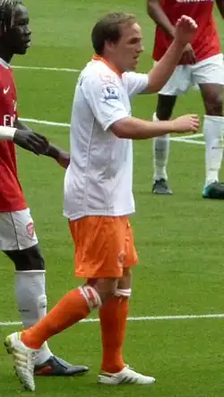 Vaughan spelend voor Blackpool FC tijdens het 2010/11 seizoen.