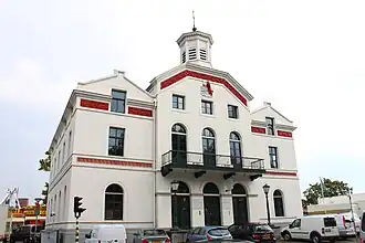 Het voormalige raadhuis