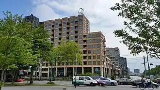 De doos met rechts De Boelegracht (mei 2019)