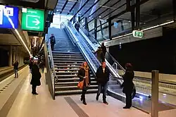 Perrons in de tunnel van Station Delft