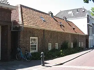 Klaeuwshofje, Delft (1605)