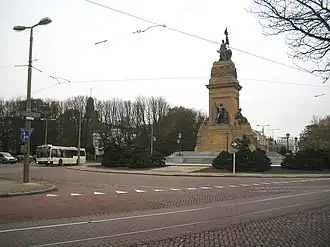 Plein 1813 met het monument