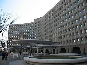 Het Robert C. Weaver Federal Building, het gebouw van het ministerie