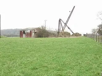 Laadboom van een verlaten steengroeve.