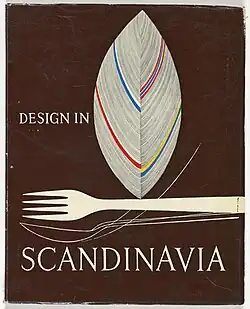 Poster van de tentoonstelling Design in Scandinavia. De poster heeft een bruine achtergrond waarop een getekend blad, een vork en een lepel te zien is. Op de poster staat de tekst "Design in Scandinavia".