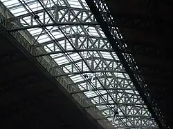 Detail van de zuidelijke overkapping.