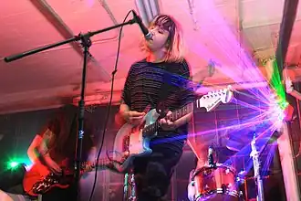 Dilly Dally tijdens Buzz Secret Show 2015