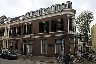 Pand op de hoek van de Domstraat