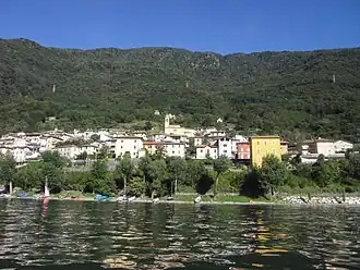 Dorio gezien vanaf het meer