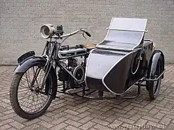 Douglas 4pk-zijspancombinatie uit 1923.