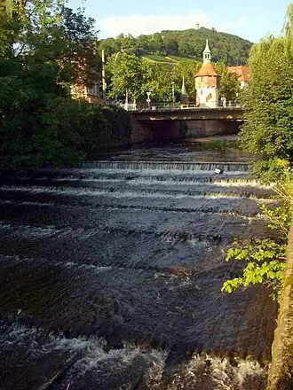 De Dreisam bij de Schwabentorbrücke in Freiburg