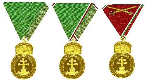 Driemaal het Hongaarse Signum Laudis